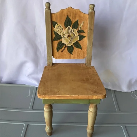 Vintage Hand Painted Floral Wooden Chair with Hand-Painted Design - Picture 9 of 9